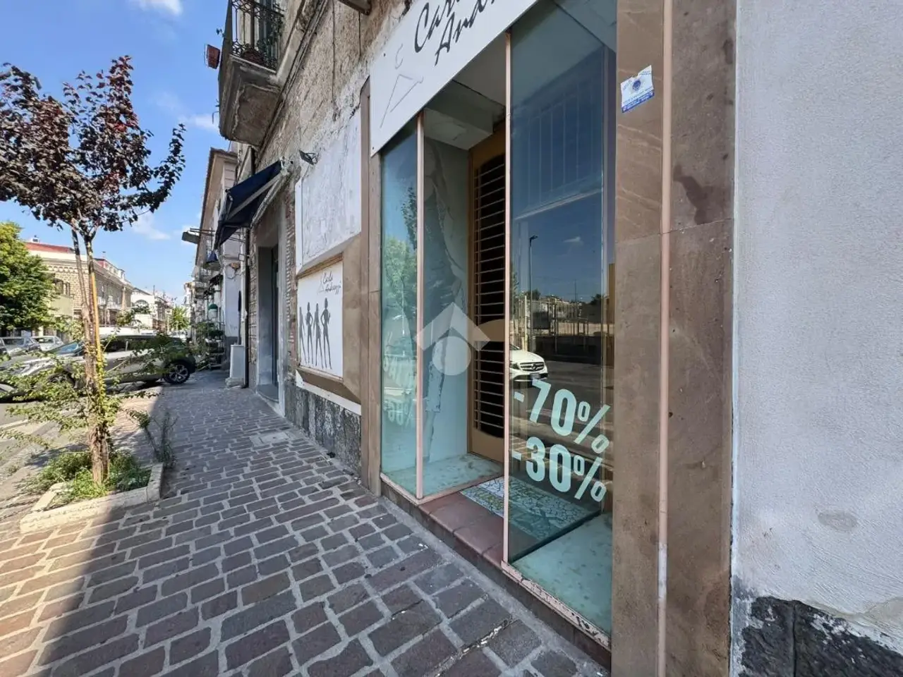 Negozio in Via Costantinopoli 29, Aversa, {3} - Foto 1