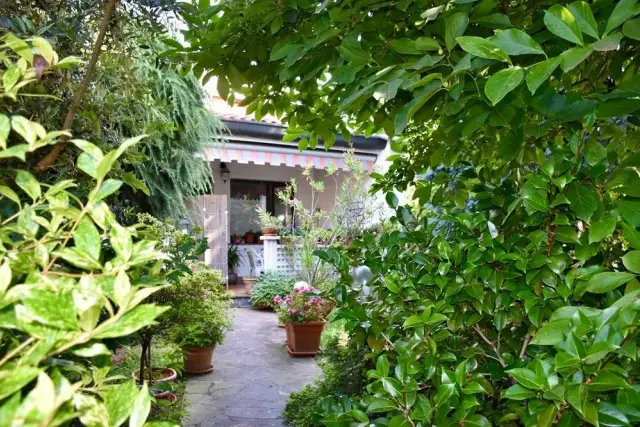 Terraced house in Via Fontanelle, Veniano - Photo 1