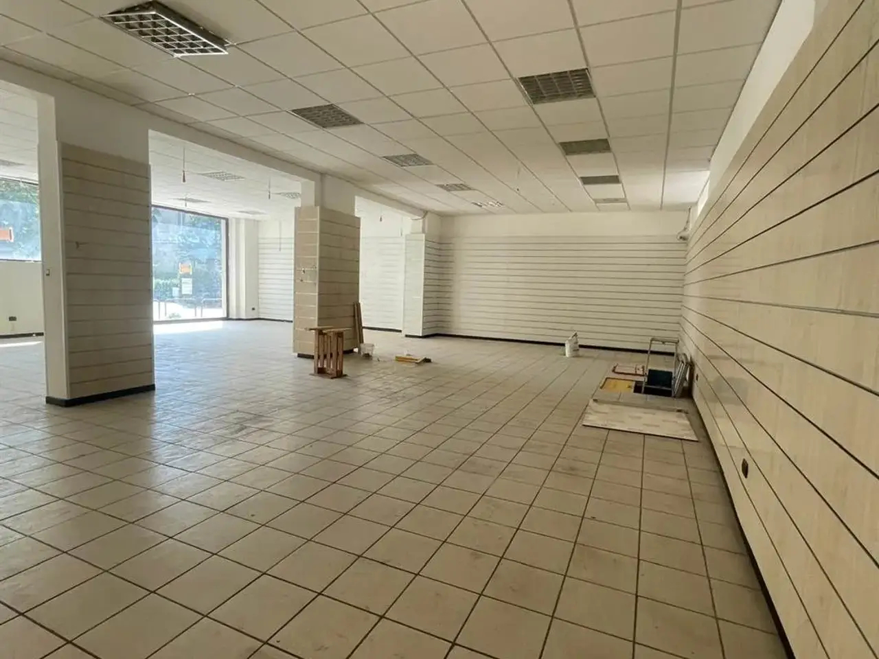 Negozio in Via II Giugno, 33/a, Certaldo, Firenze, Certaldo, {3} - Foto 2