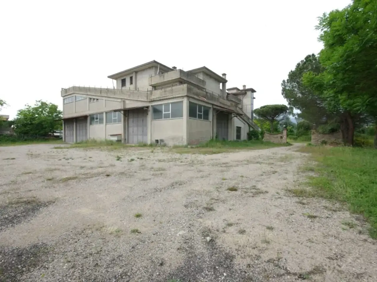 Esercizio commerciale in , San Giustino, {3} - Foto 1