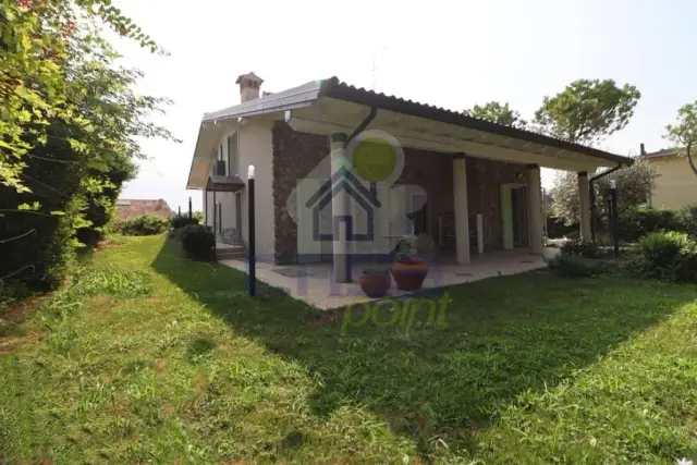 Villa in Via Caduti dal Lager 10, Desenzano del Garda - Foto 1