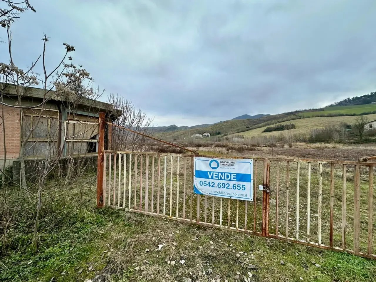 Capannone in Via Rocchetta, Borgo Tossignano, {3} - Foto 1
