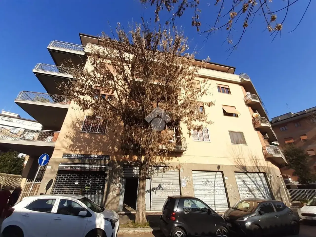 Negozio in Via Leonardo Greppi 136, Roma, {3} - Foto 2