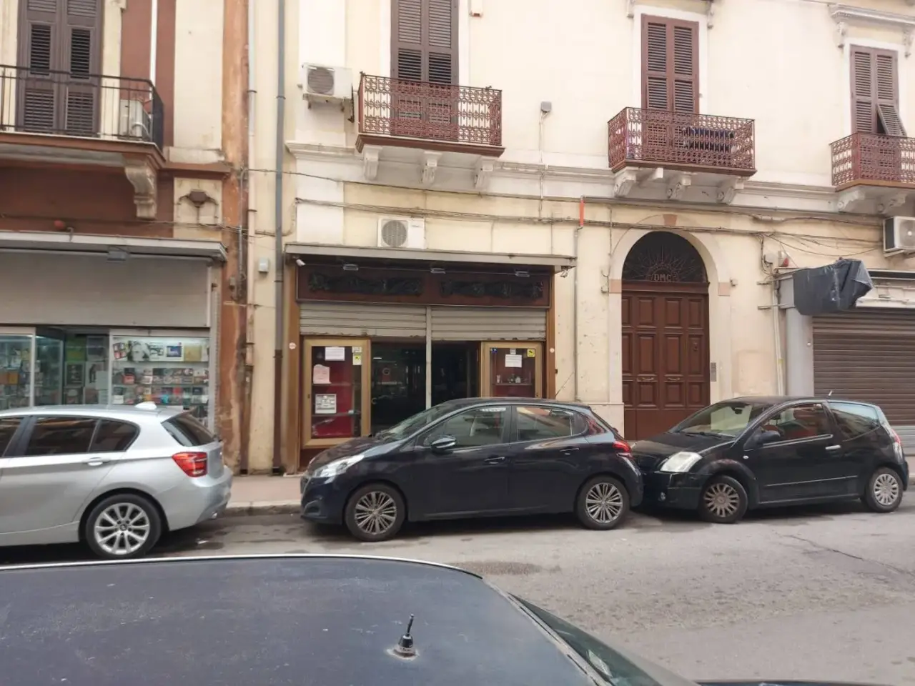 Negozio in Via Giuseppe Mazzini 202, Taranto, {3} - Foto 1