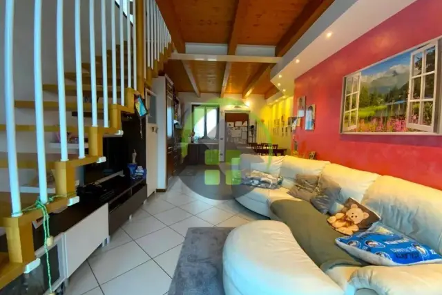 3-room flat, Gazzaniga - Photo 1