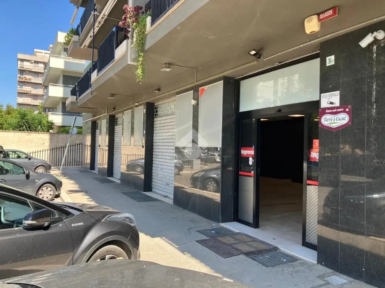 Negozio in Via Benedetto Croce, Foggia, {3} - Foto 1