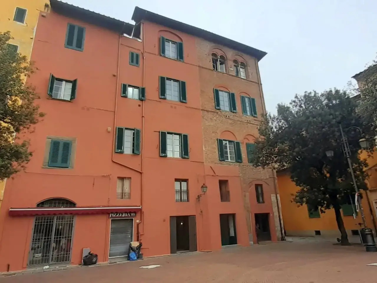 Negozio in Piazza Chiara Gambacorti 26, Pisa, {3} - Foto 1