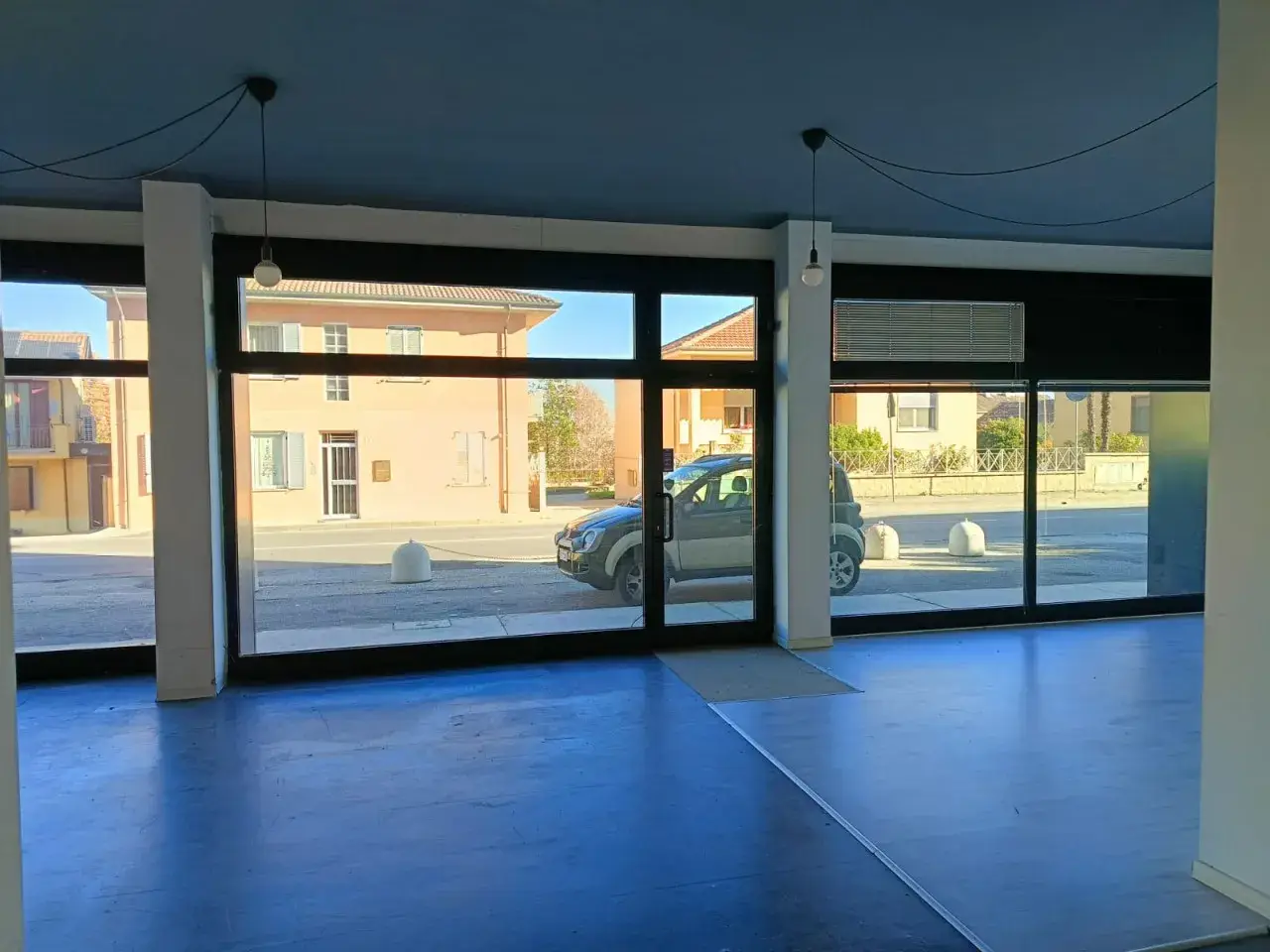 Negozio in Strada Alessandria 171, Casale Monferrato, {3} - Foto 2
