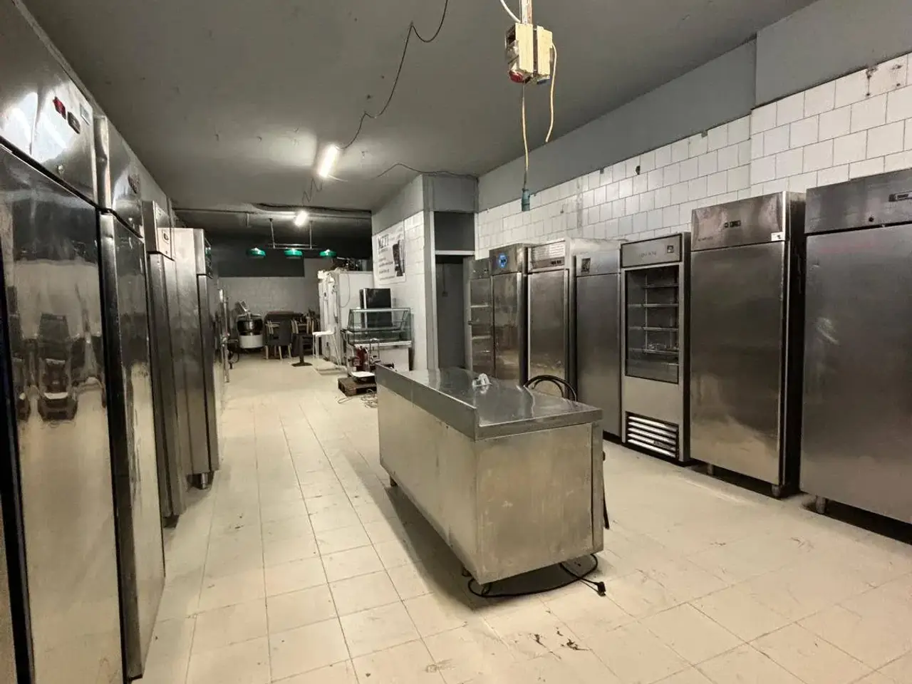 Magazzino in Via Sabotino 3, Brembate Di Sopra, {3} - Foto 1