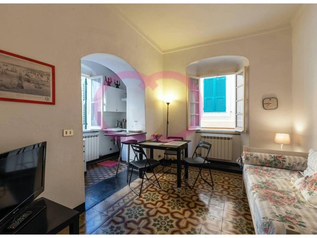 2-room flat in Via Gavarone, Varazze - Photo 1