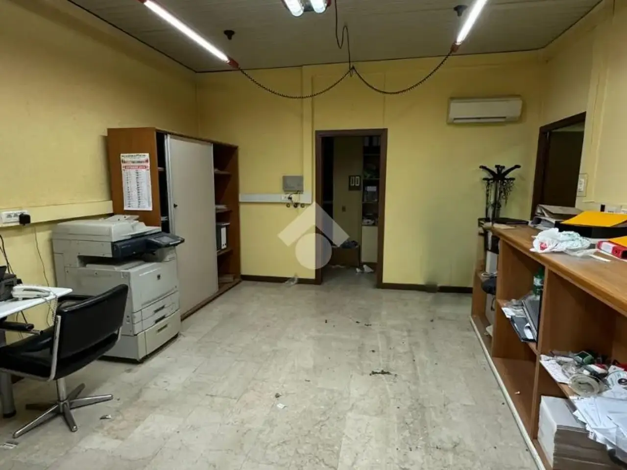 Negozio in Via Sant' Ambrogio, Trescore Balneario, {3} - Foto 1