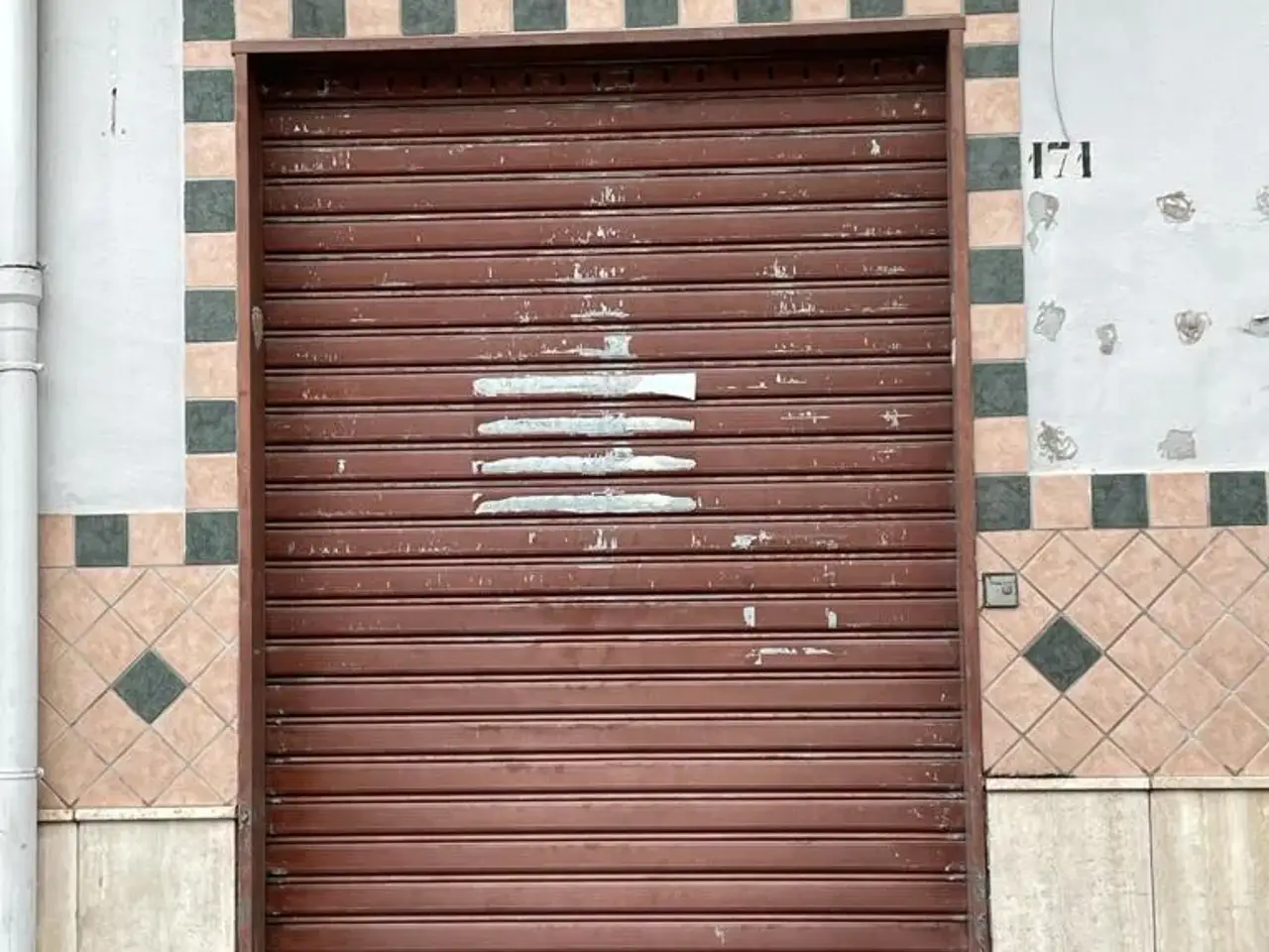 Negozio in Via Paolo Baratta 171, Battipaglia, {3} - Foto 1