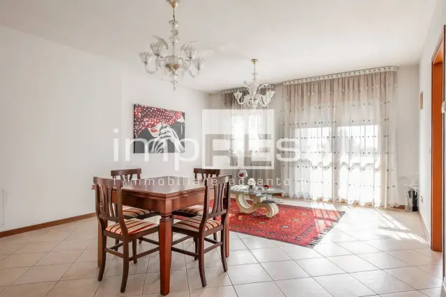 Appartamento in Via Longhena 54, San Vendemiano - Foto 1