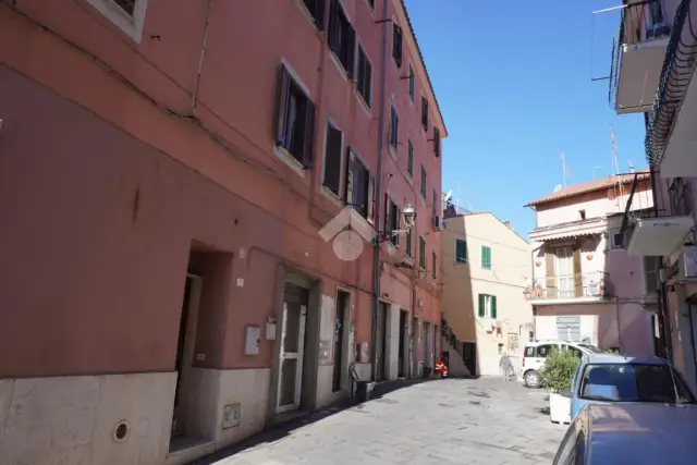 2-room flat in Via Indipendenza 12, Ariccia - Photo 1