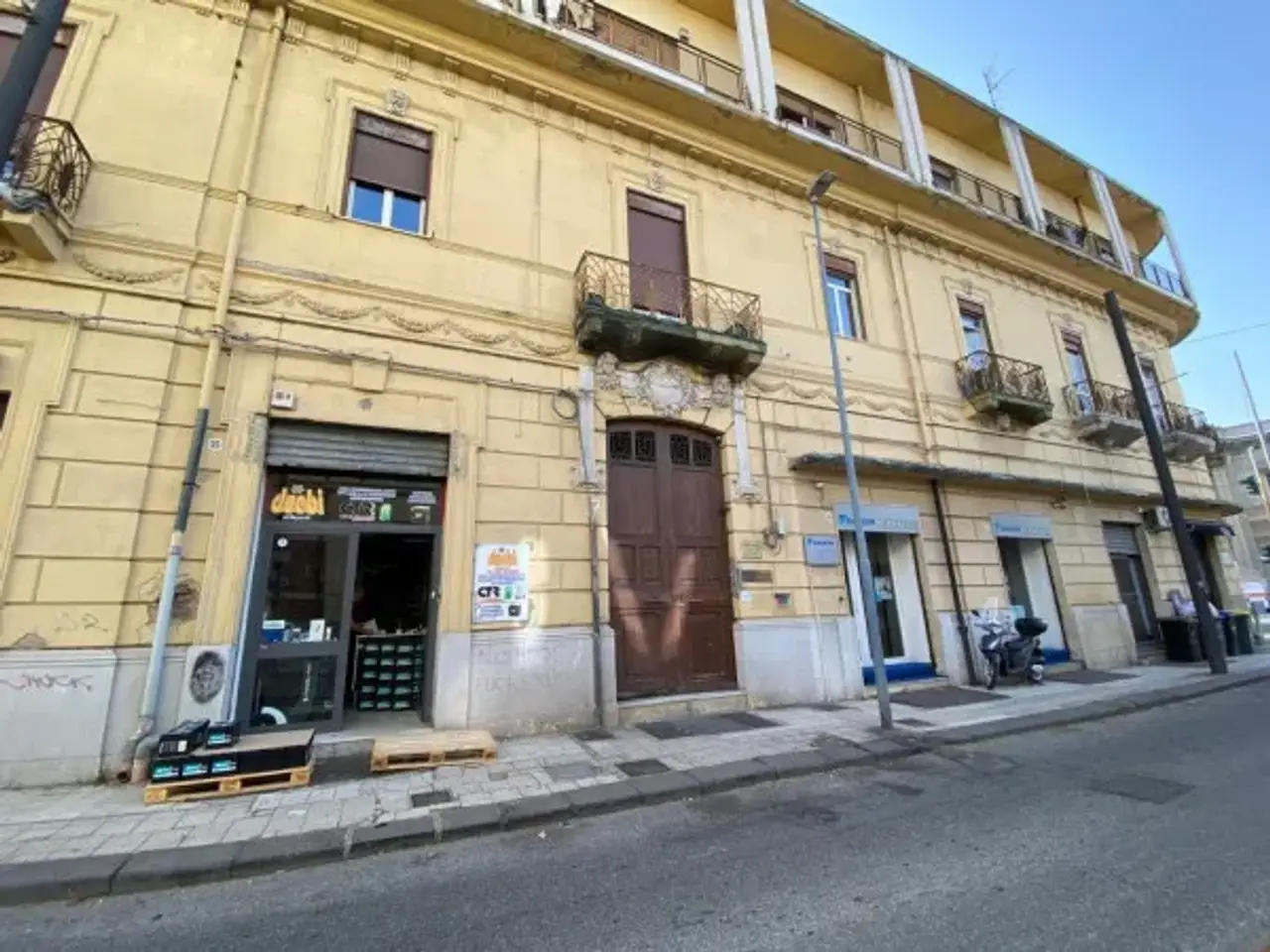 Negozio in Via 1 Settembr, Messina, {3} - Foto 1