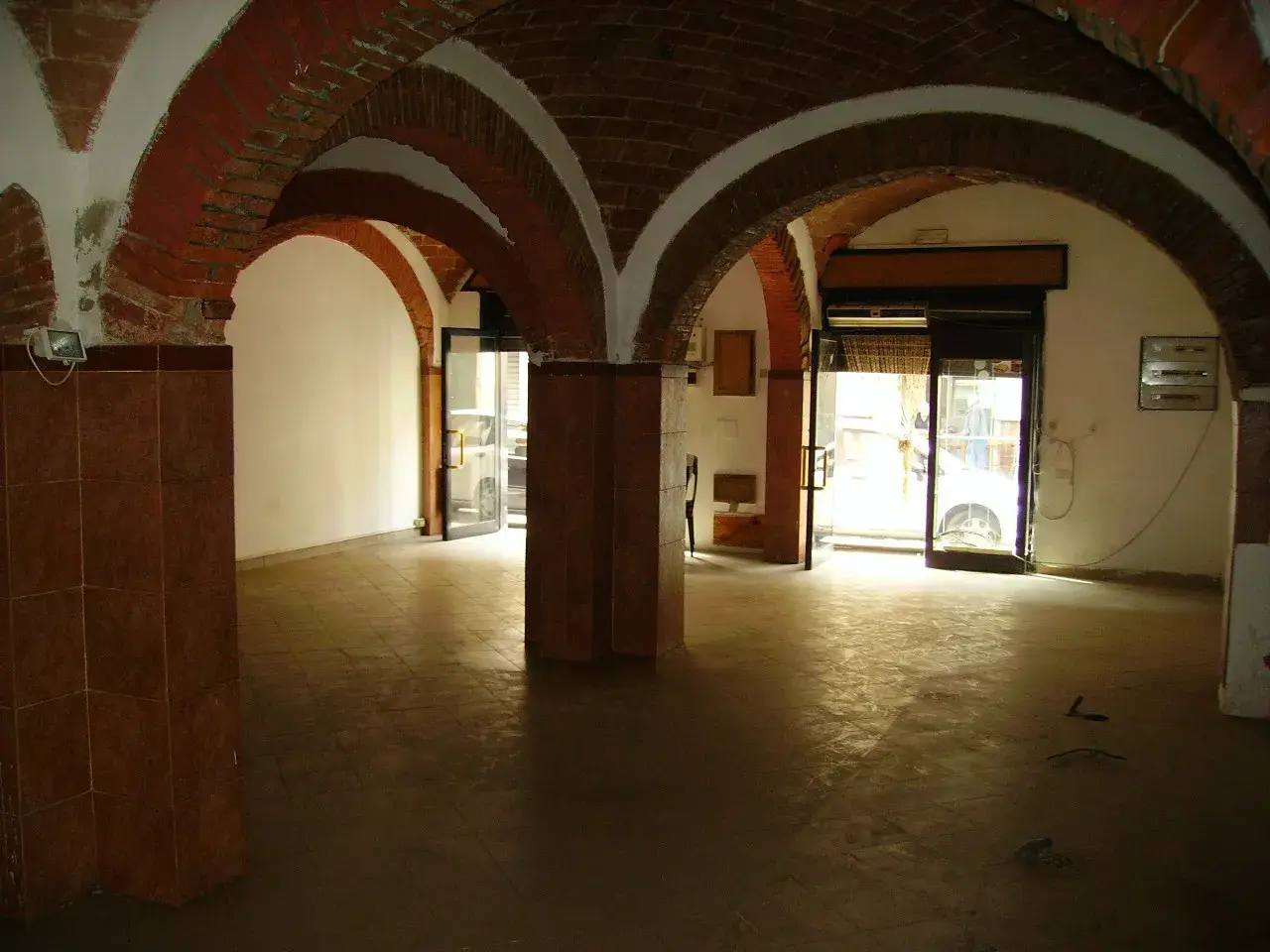 Esercizio commerciale in Via Palestro, Livorno, {3} - Foto 1