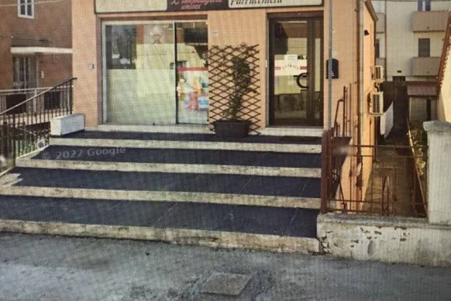 Geschäft in 
        Via Arginone
      , Ferrara - Foto 1