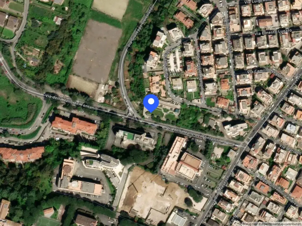 Garage in Via della Valle dei Fontanili, 32, 00168 Roma Rm, Italia 32, Roma, {3} - Foto 2