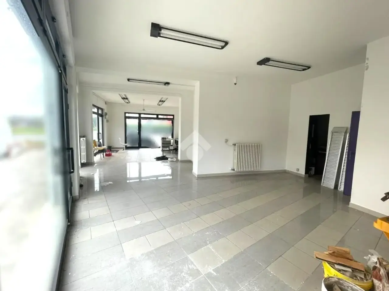 Negozio in Via Toscanini 37, Cadoneghe, {3} - Foto 1