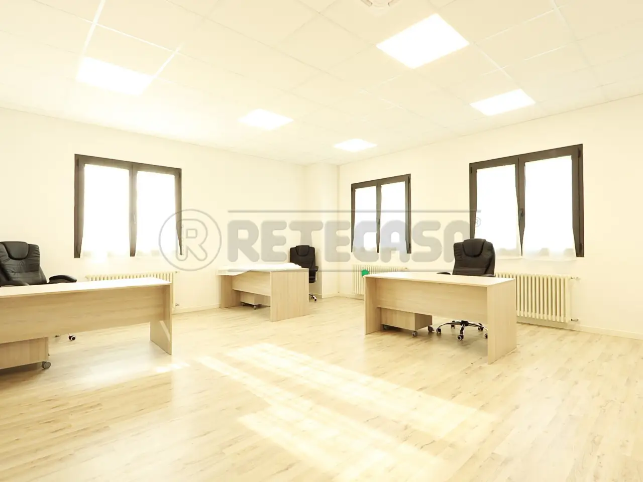Ufficio in Strada dei Molini 165, Vicenza, {3} - Foto 1