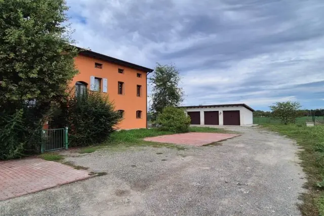 Villa in Strada Cavo Argine, Modena - Foto 1