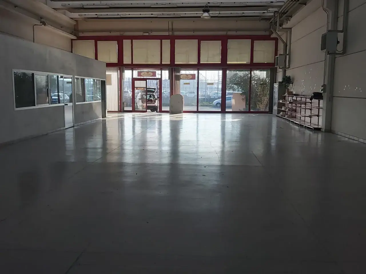 Capannone in , Padova, {3} - Foto 1