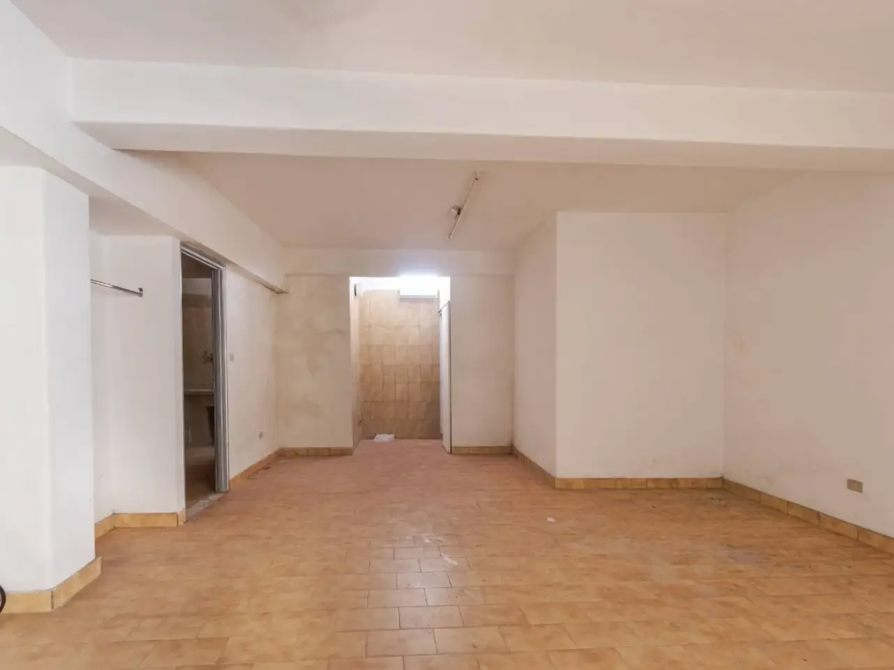 Parcheggio chiuso in Via Spiaggia 24, Mascali, {3} - Foto 1
