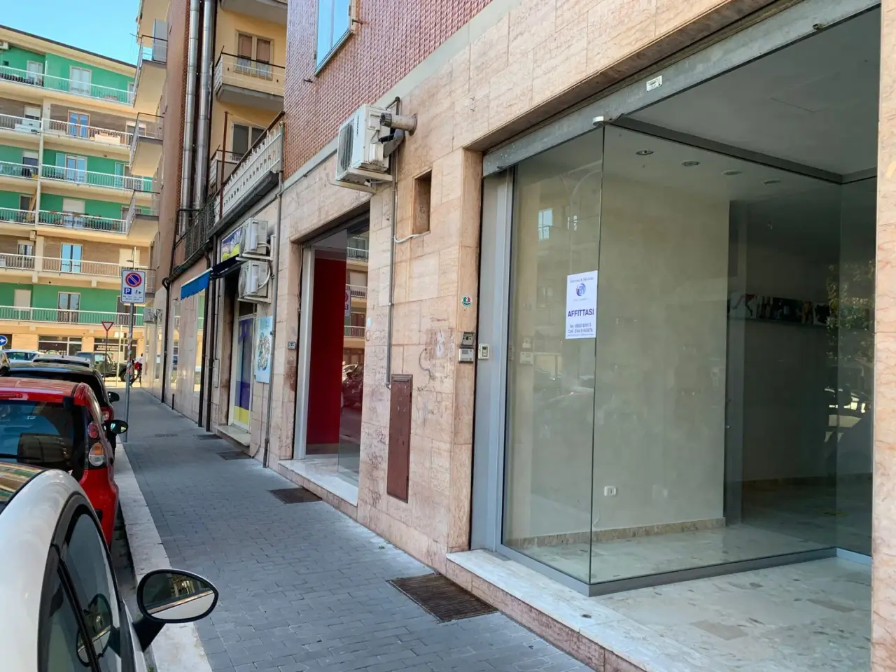 Locale commerciale in Via Iorio , Isernia 86170 Isernia, Isernia, {3} - Foto 1