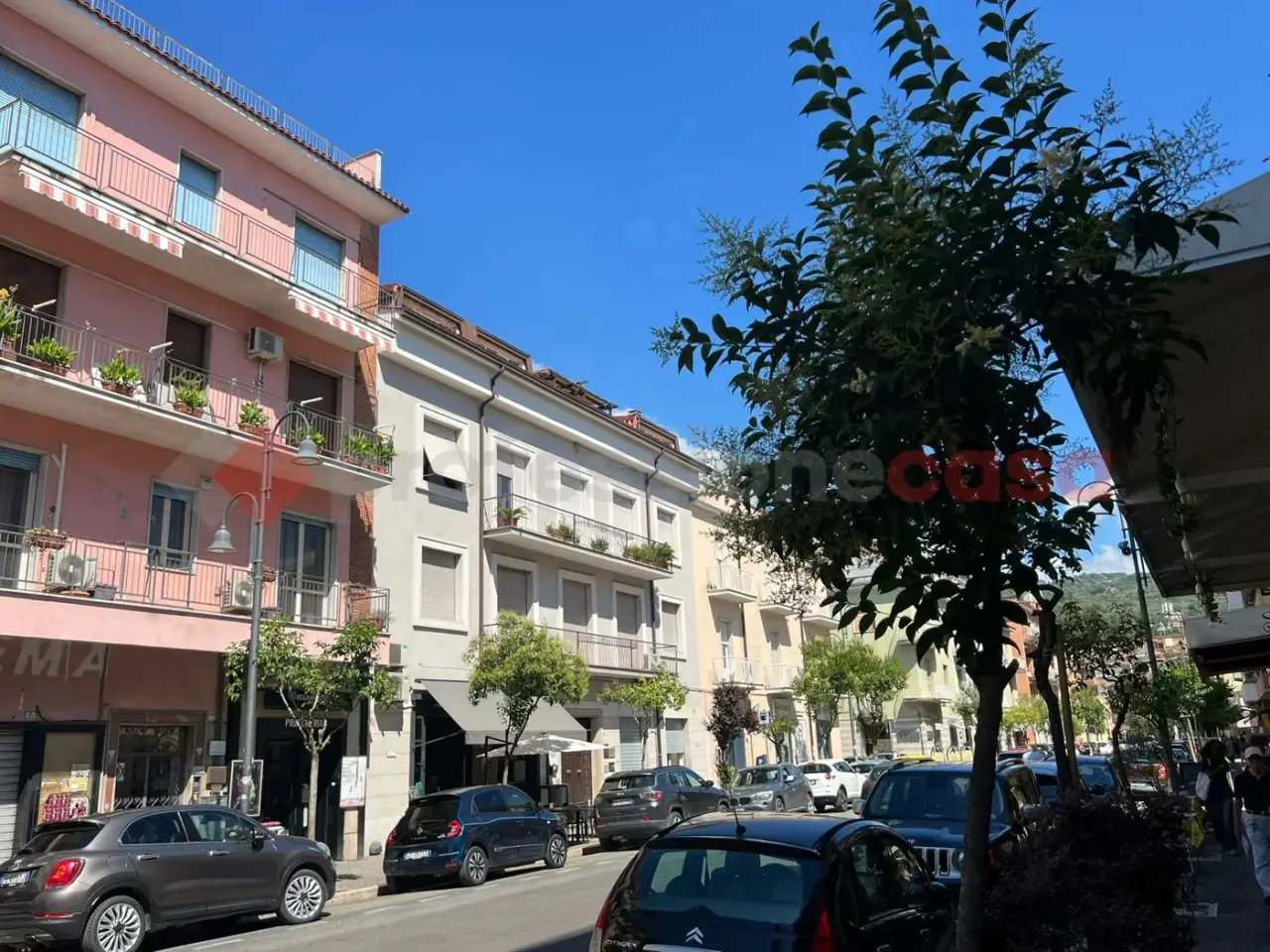 Negozio in Viale Dante 50, Cassino, {3} - Foto 1