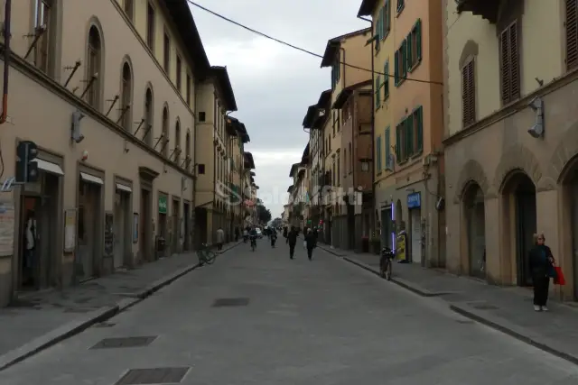 Shop, San Giovanni Valdarno - Photo 1