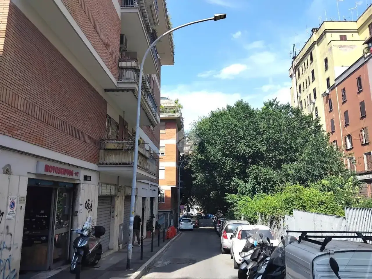 Negozio in Via Raffaele Paolucci 12, Roma, {3} - Foto 2