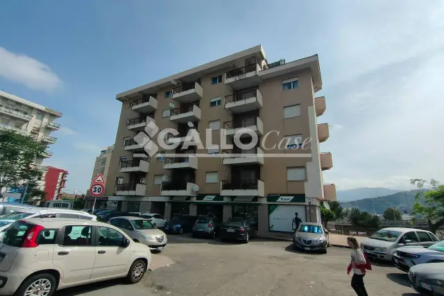 Wohnung in Piazza Fausto Gullo (Tribunale), Cosenza - Foto 1