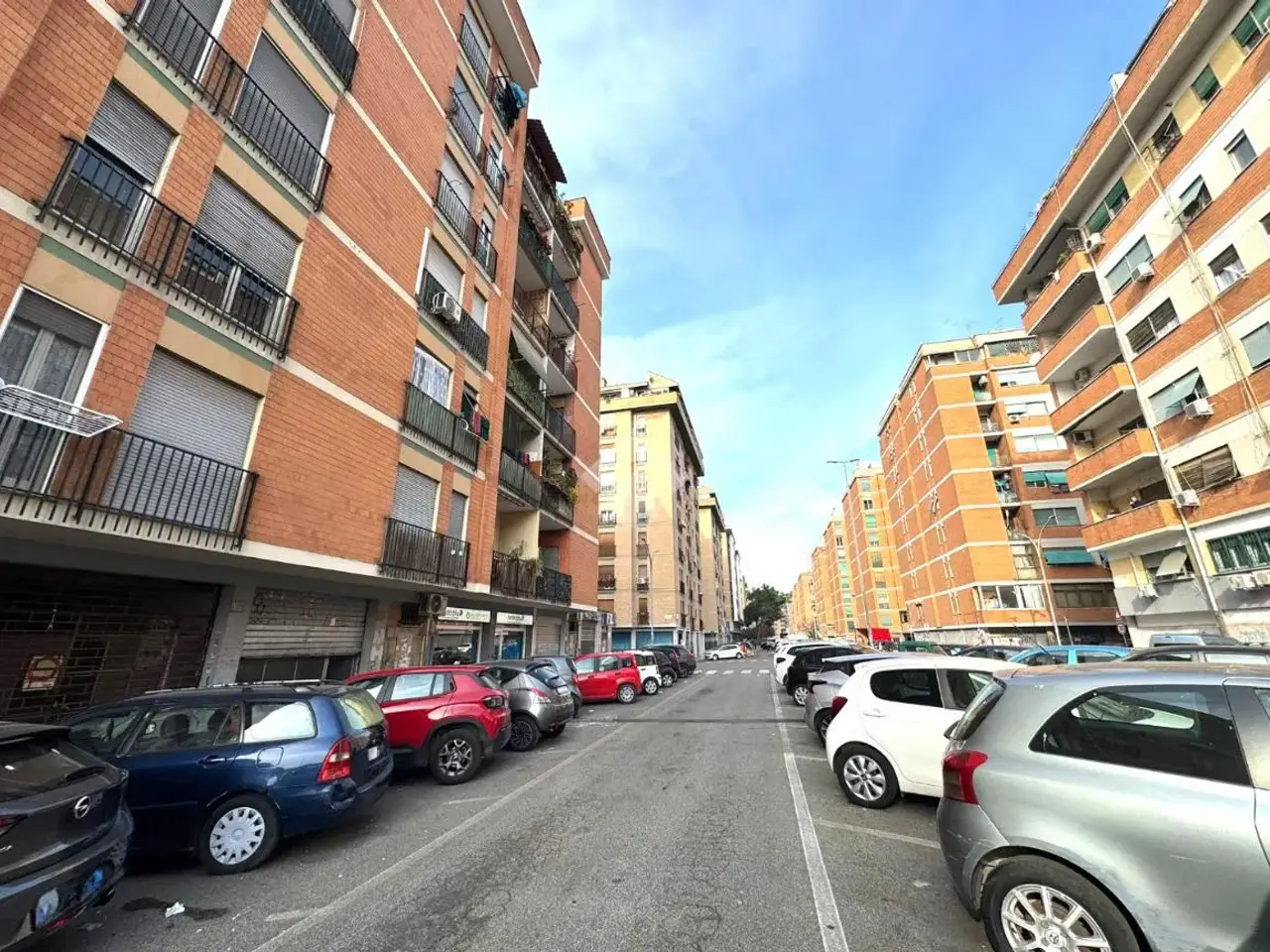 Negozio in Via dell'Impruneta 152, Roma, {3} - Foto 1
