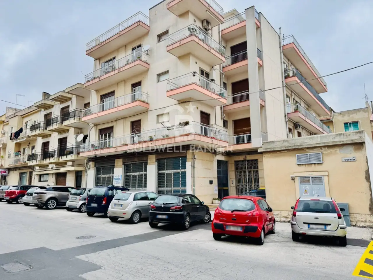 Negozio in Via Ducezio 30, Ragusa, {3} - Foto 1