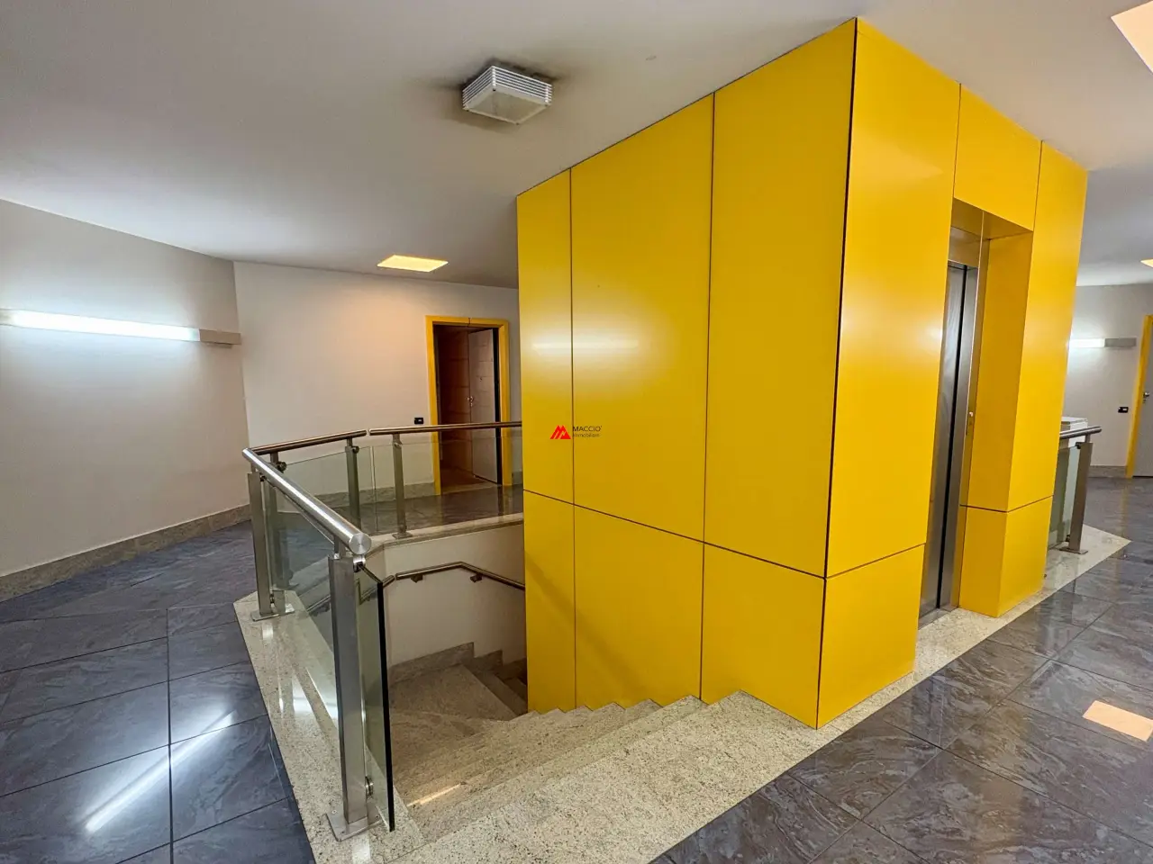 Ufficio in Rue De La MaladièRe 90, Saint Christophe, {3} - Foto 2