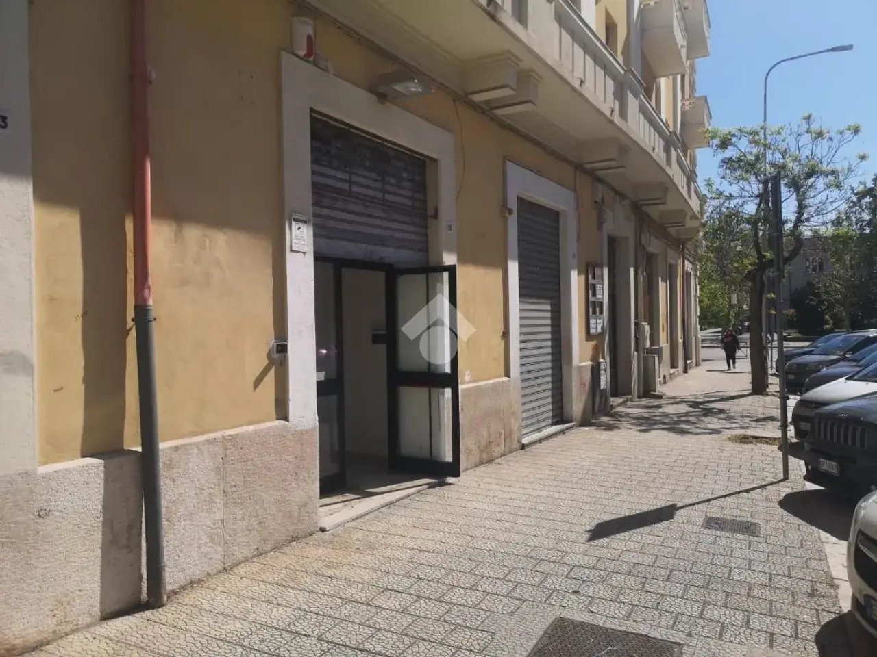 Negozio in Via Vincenzo della Rocca 15, Foggia, {3} - Foto 2