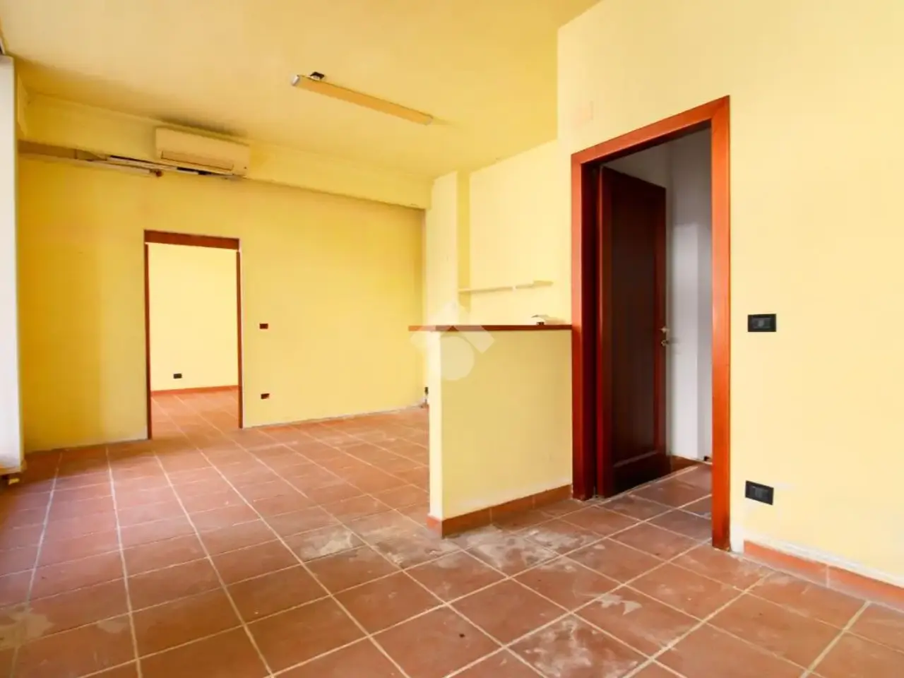 Ufficio in Via della Repubblica 146, Cascina, {3} - Foto 1