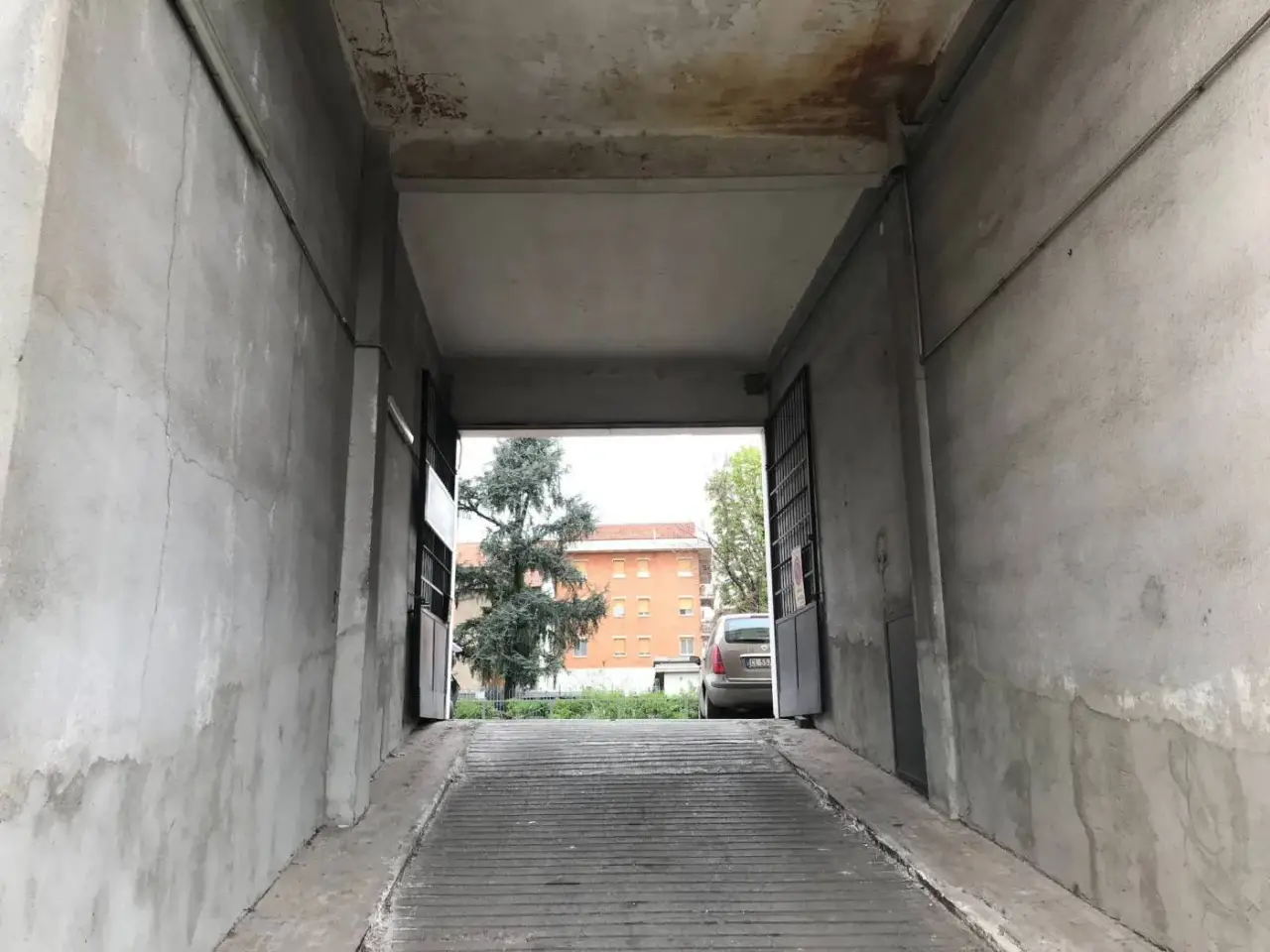Magazzino in Via Padova 308 Milano, Milano, {3} - Foto 2