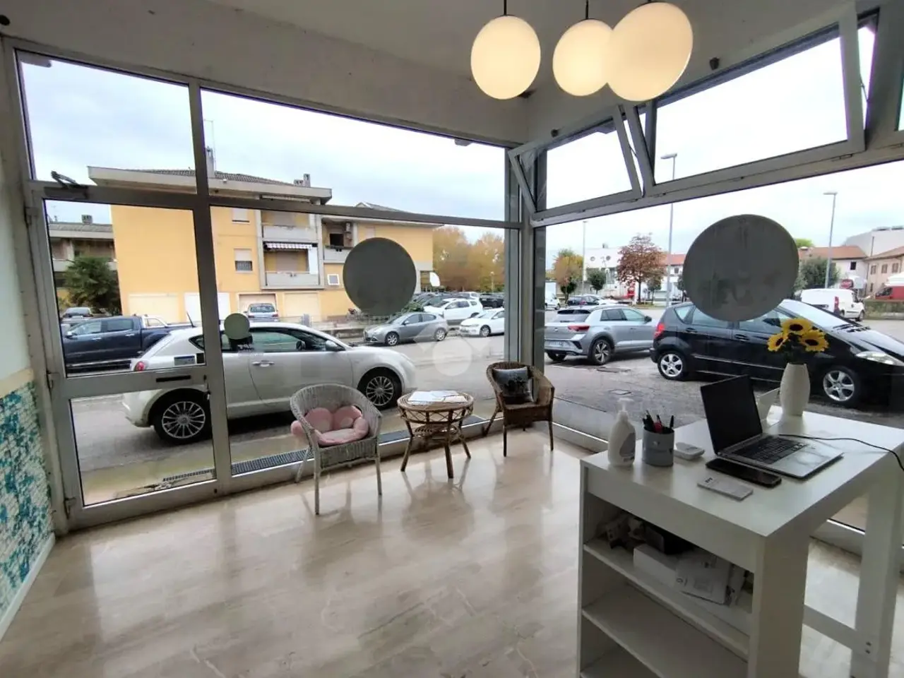 Negozio in Via Giuseppe Garibaldi 30, San Biagio Di Callalta, {3} - Foto 1