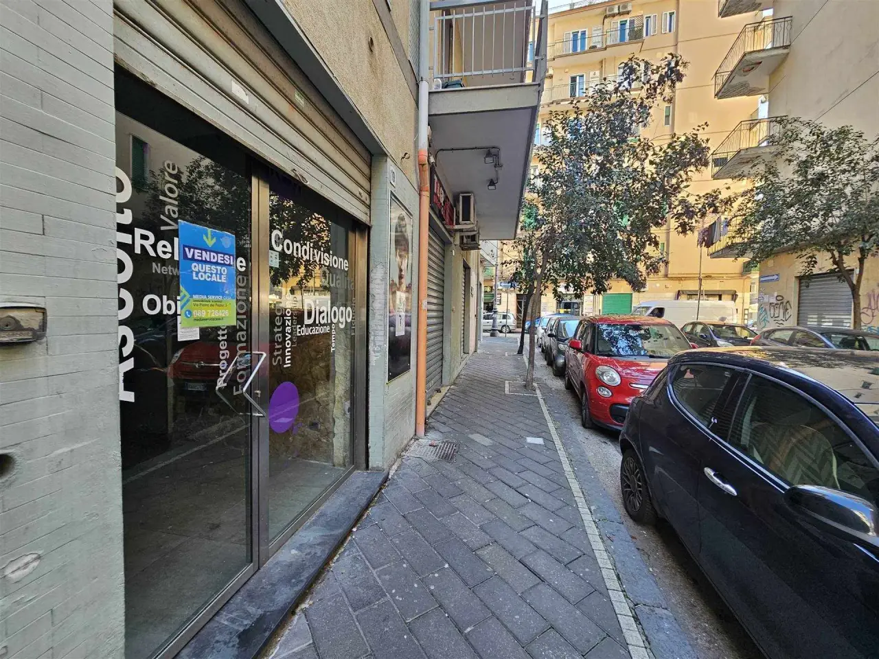 Negozio in Via Ruggiero da Salerno, Salerno, {3} - Foto 1