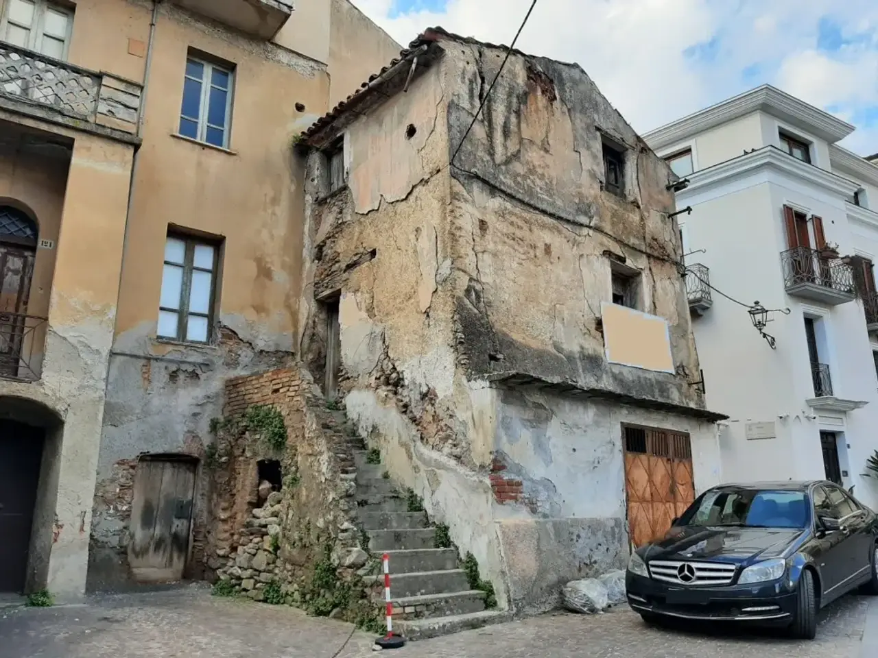 Magazzino in Via Francesco Fiorentino, Lamezia Terme, Catanzaro, Lamezia Terme, {3} - Foto 2