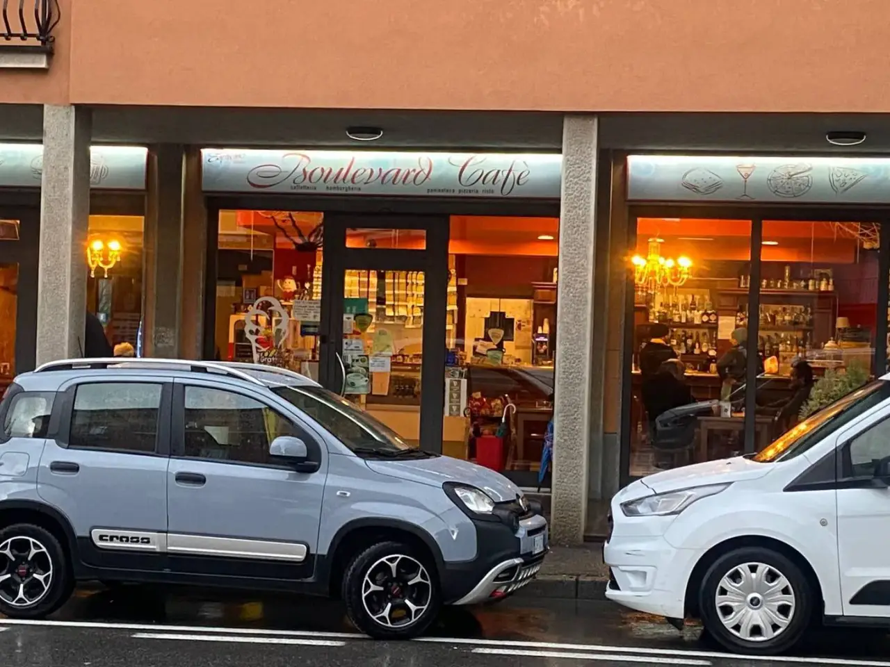 Bar in Via Milesi 31, Villa D'Alme', {3} - Foto 1