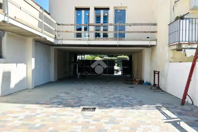insertion image