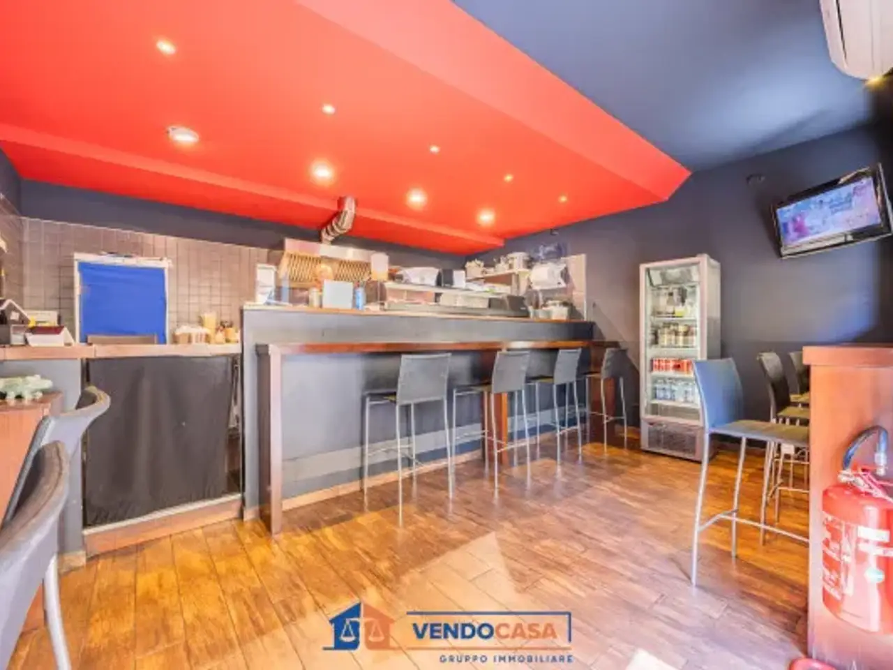 Negozio in Via Vittorio Alfieri 27, Moncalieri, {3} - Foto 1