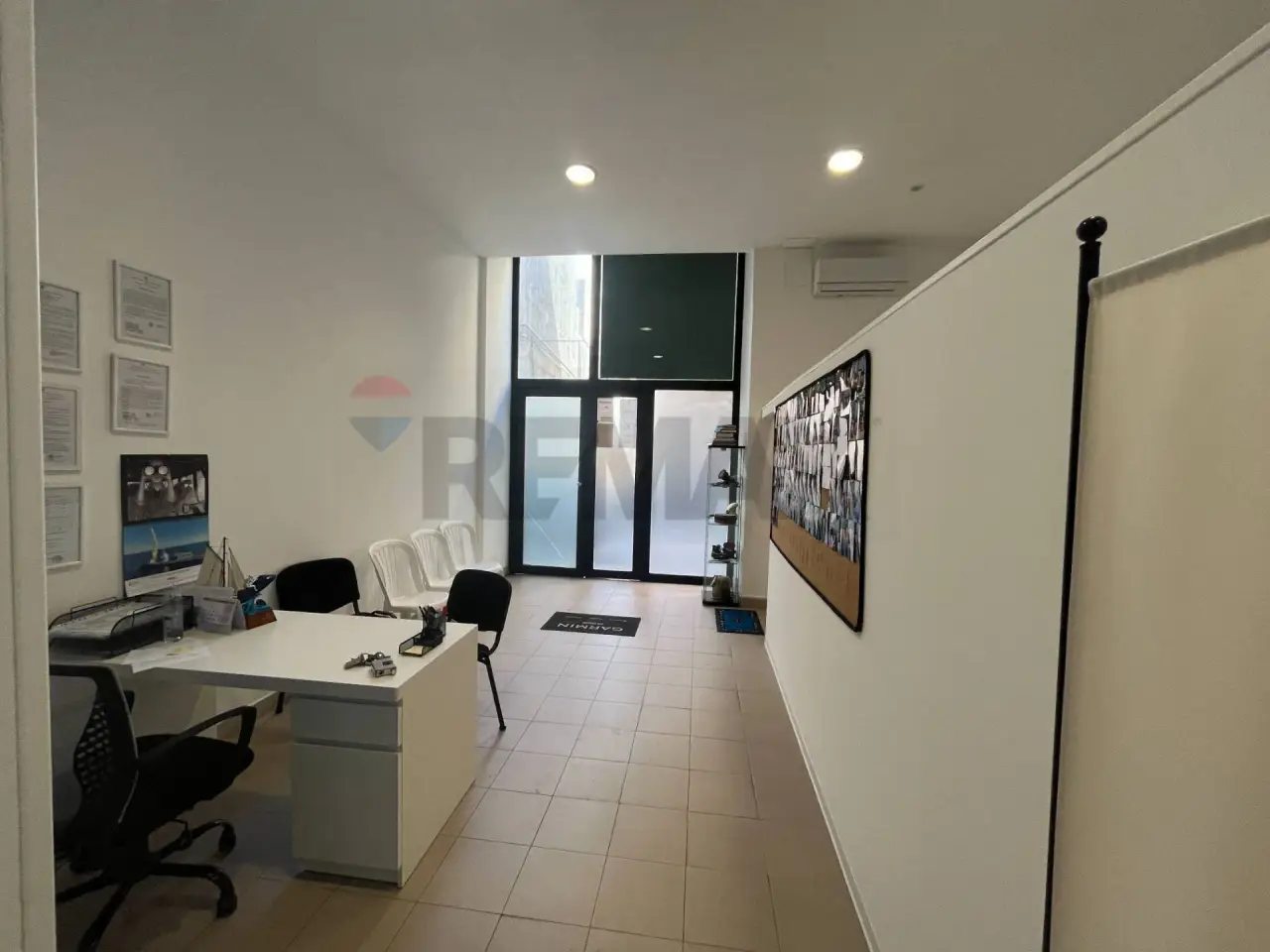 Esercizio commerciale in Via Eschilo 8, Siracusa, {3} - Foto 1
