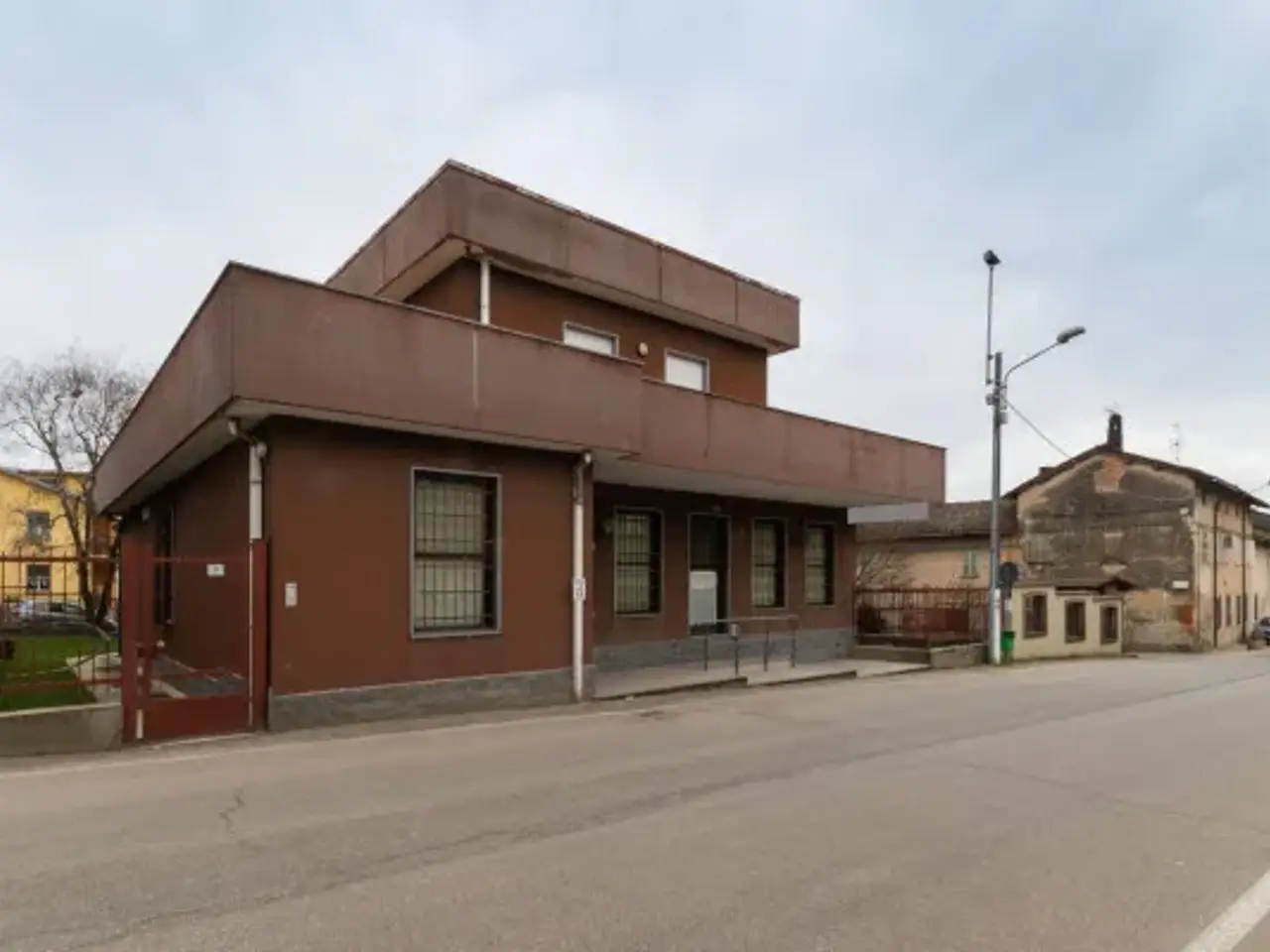Negozio in Via Martiri della Libertà 7, Breme, {3} - Foto 1