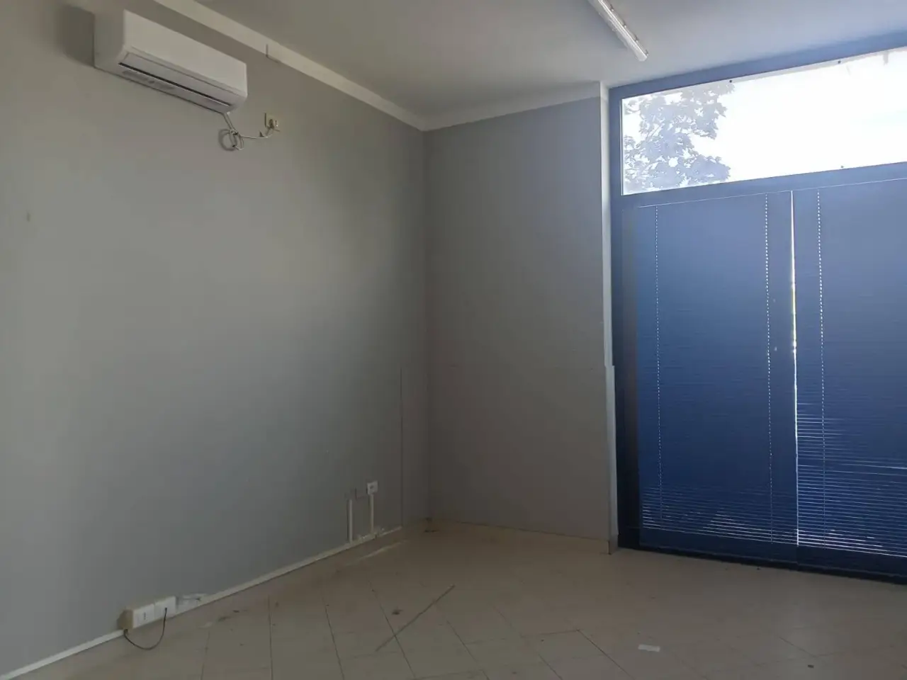 Esercizio commerciale in Via Sicilia 24, Cascina, {3} - Foto 1