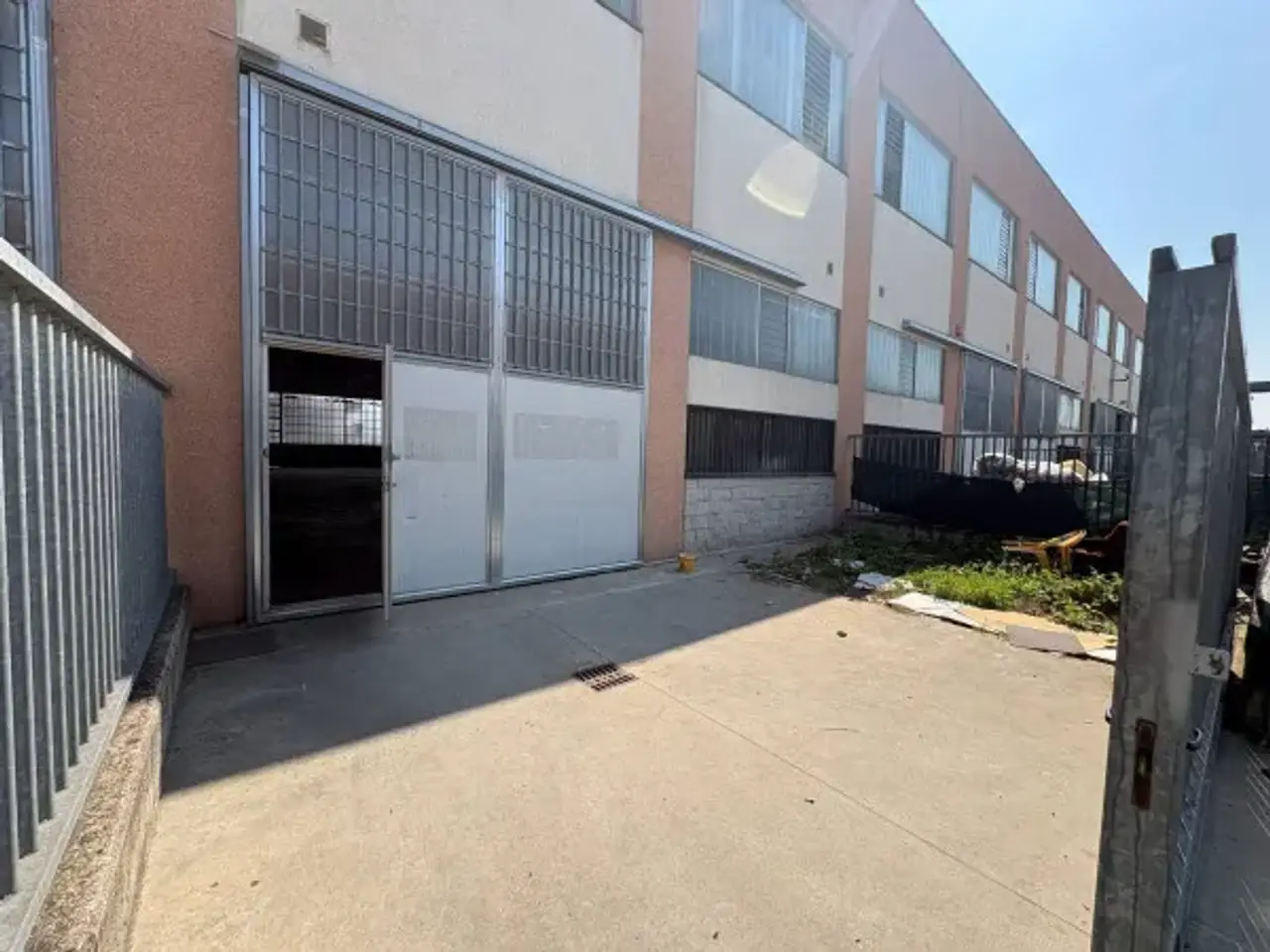 Magazzino in Via Nilde Iotti, Pieve Emanuele, {3} - Foto 1