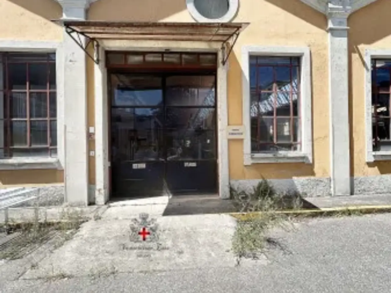 Negozio in Via Antonio Meucci 43, Milano, {3} - Foto 1