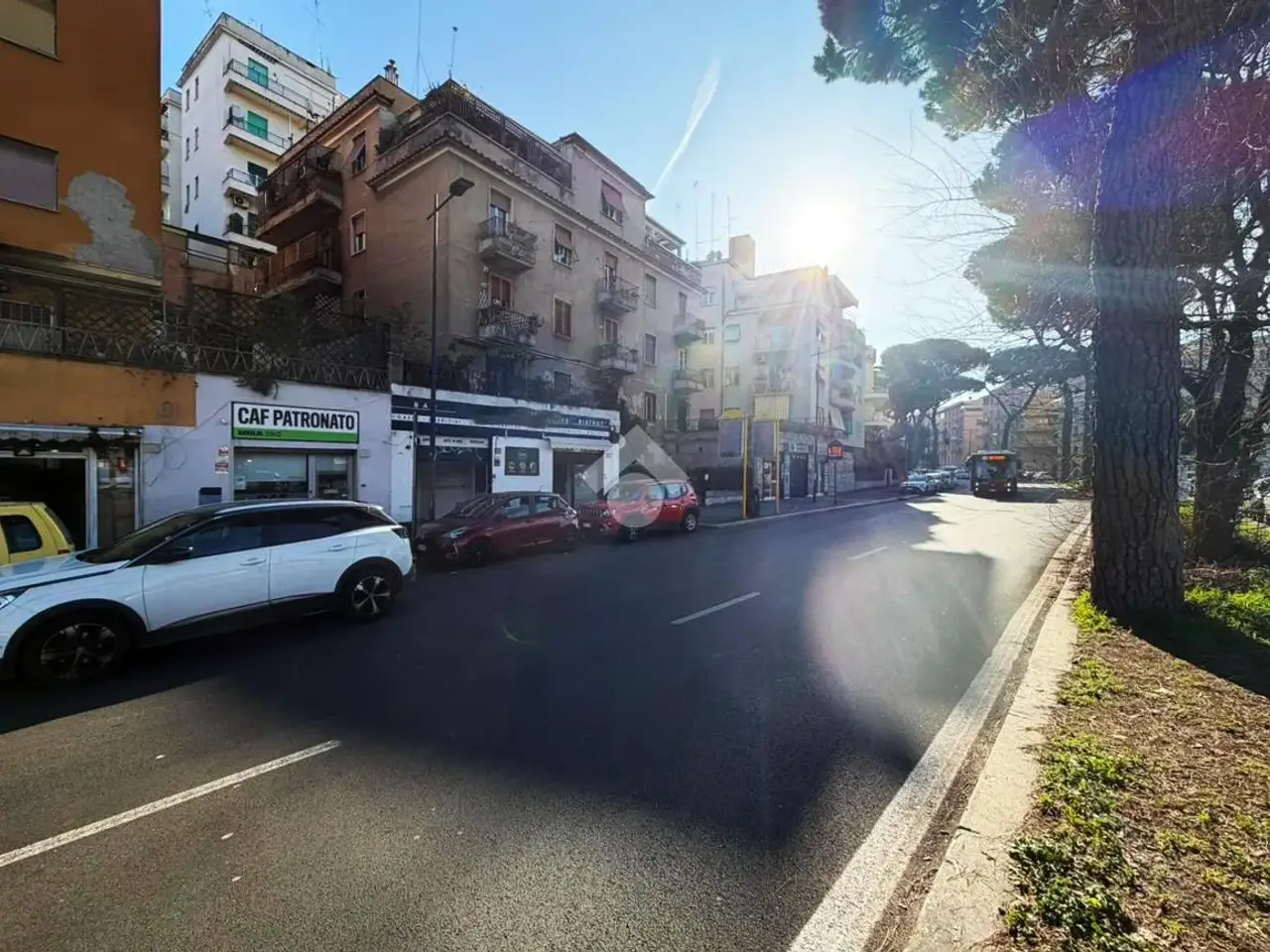 Negozio in Vle Tirreno 146, Roma, {3} - Foto 2